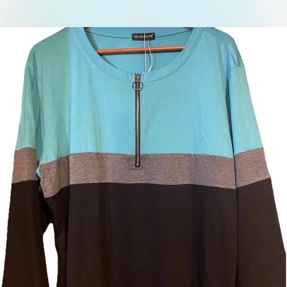 XXL Colorblock Top - Blue, Gray, and Black